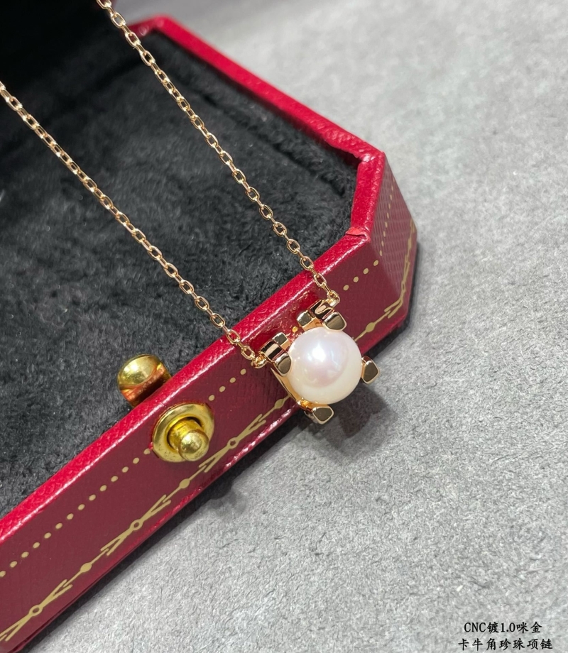 Ca*t1er necklaces